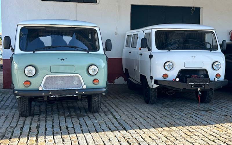 Uaz Bukhanka 2206 - LANDiMPORT Uaz Bukhanka 2206 - LANDiMPORT