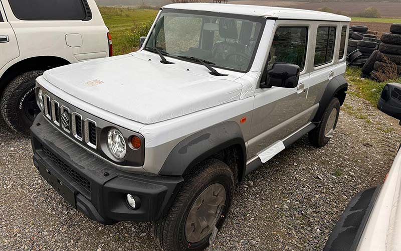Suzuky Jimny 5 puertas - LANDiMPORT