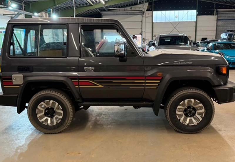 Toyota Land Cruiser 71 Toyota Land Cruiser 71