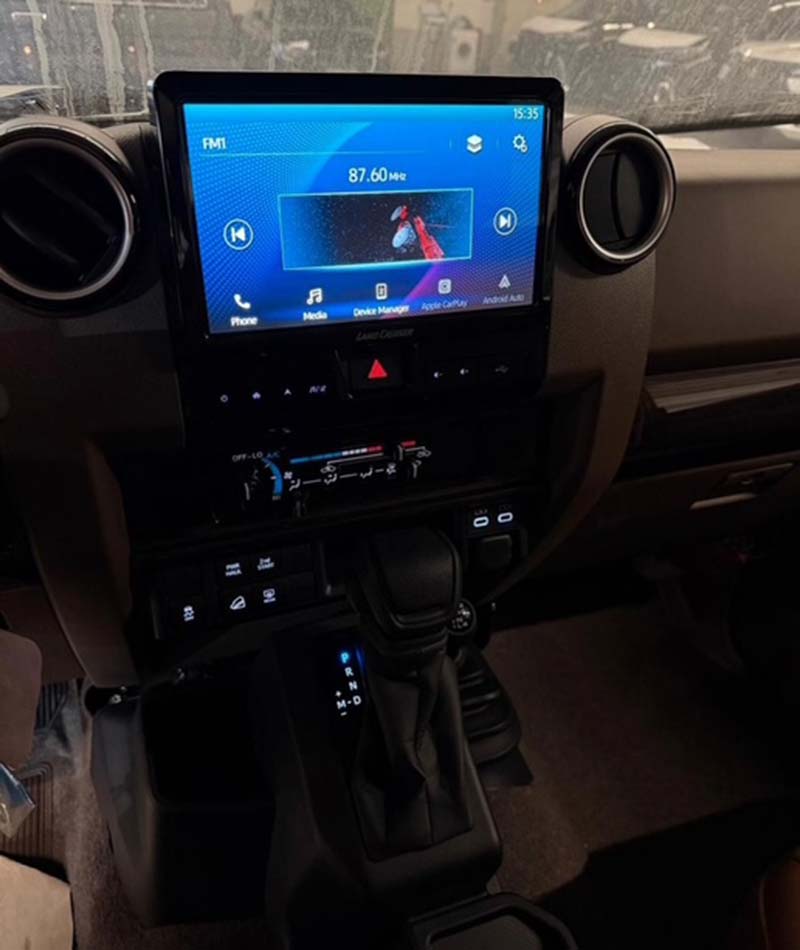 Toyota Land Cruiser 71 Toyota Land Cruiser 71