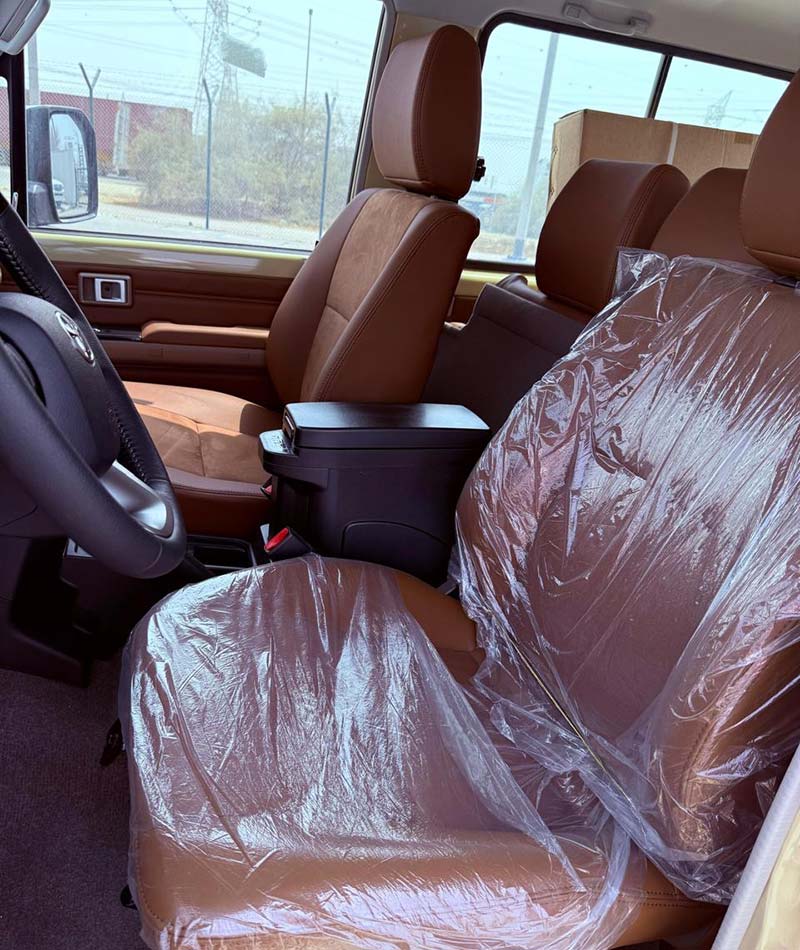 Toyota Land Cruiser 71 Toyota Land Cruiser 71