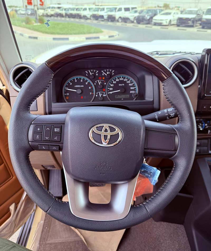 Toyota Land Cruiser 71 Toyota Land Cruiser 71