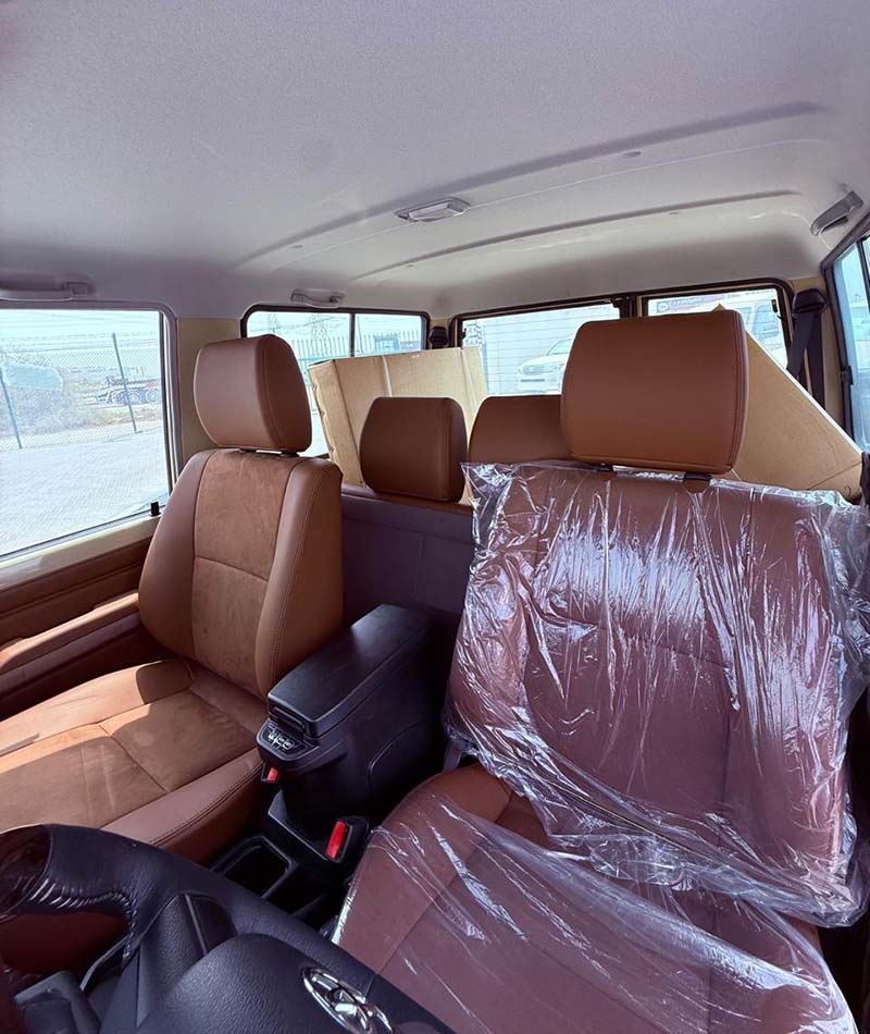 Toyota Land Cruiser 71 Toyota Land Cruiser 71